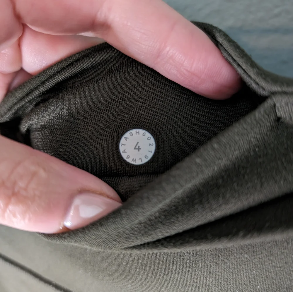 Lululemon Align Jogger Crop size 4 - Picture 6 of 6